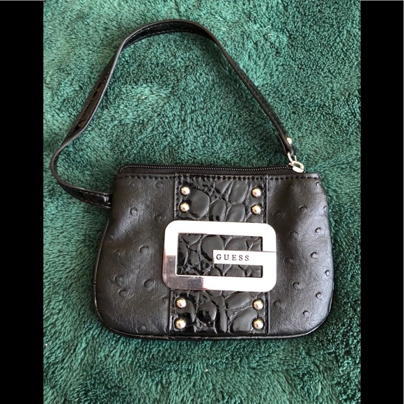 NWOT Black Guess Wristlet - Picture 1 of 5